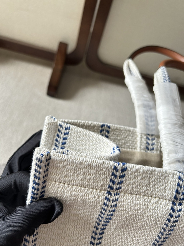 スーパーコピーブランドバッグ素材ディテール